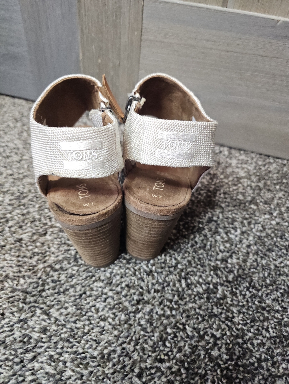 TOMS Women's Majorca Cutout Heeled Sandals sz 7 - Picture 3 of 6